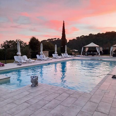 Il Casolare Val Di Mare Lägenhet Riparbella Exteriör bild
