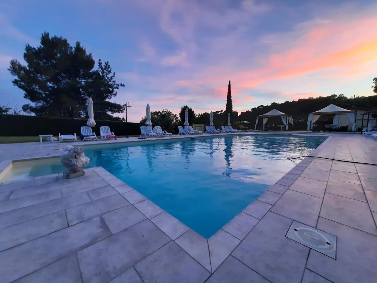 Il Casolare Val Di Mare Lägenhet Riparbella Exteriör bild