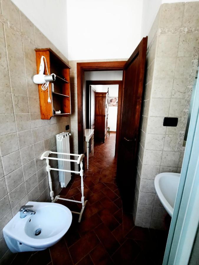 Il Casolare Val Di Mare Lägenhet Riparbella Exteriör bild