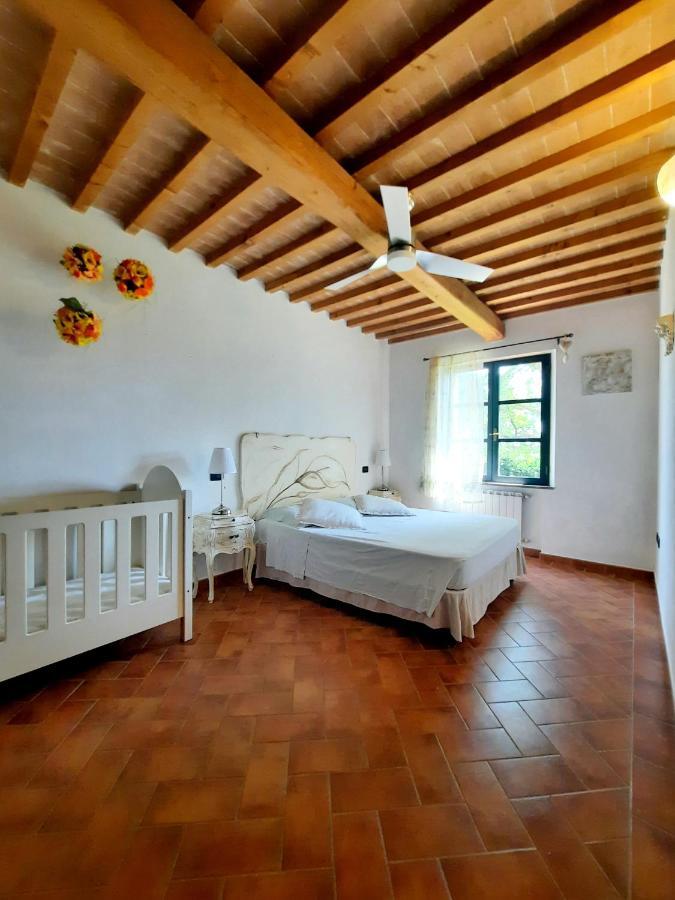 Il Casolare Val Di Mare Lägenhet Riparbella Exteriör bild