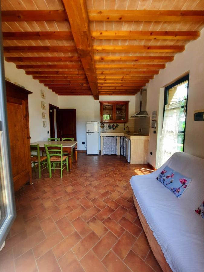 Il Casolare Val Di Mare Lägenhet Riparbella Exteriör bild