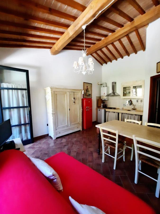 Il Casolare Val Di Mare Lägenhet Riparbella Exteriör bild